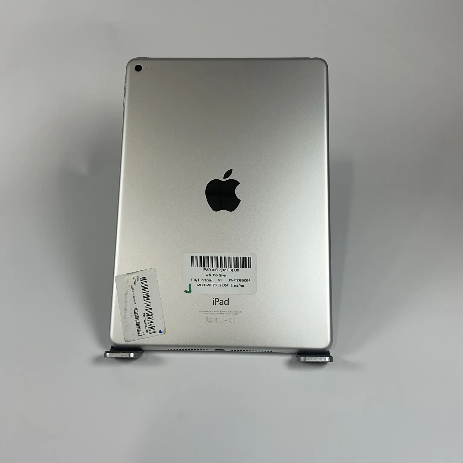 ipads with issues – qty: 320 – #so 10630